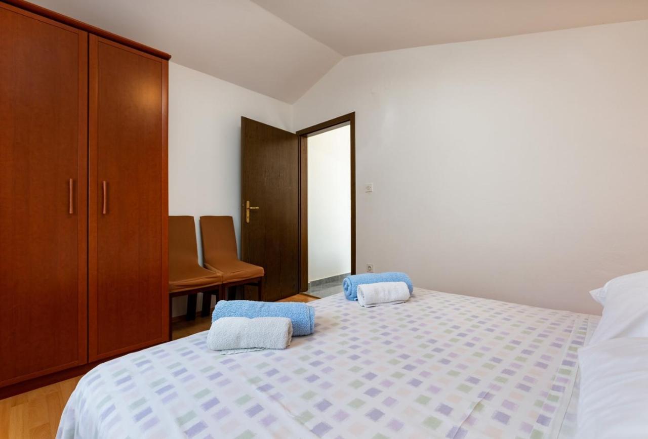 Apartments Pino Rabac Exterior foto