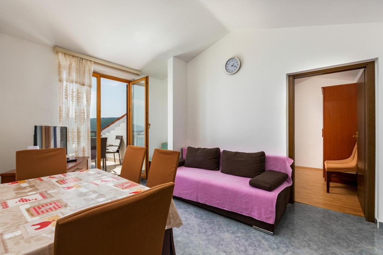 Apartments Pino Rabac Exterior foto