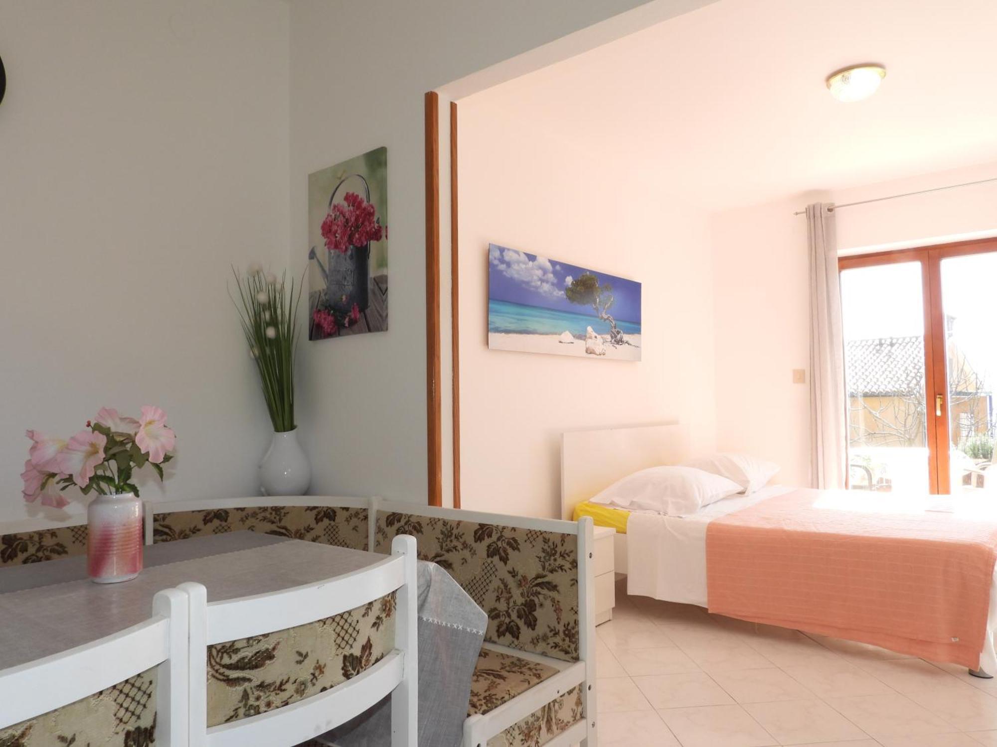 Apartments Pino Rabac Exterior foto